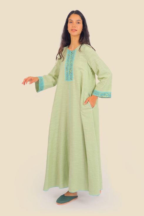 Dress in cotton with front buttons