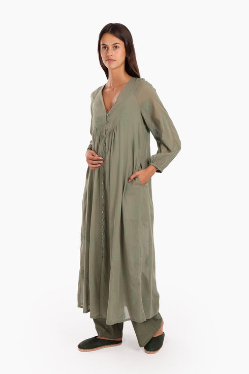 Long dress in printed cotton voile with pockets