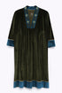 Short dress in velvet with contrast color details