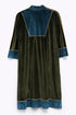 Short dress in velvet with contrast color details