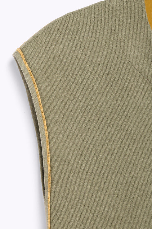 Long Sleeveless dress with side slits and pockets