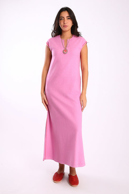 Long Sleeveless dress with side slits and pockets