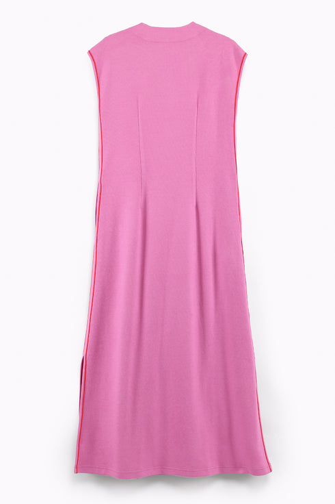 Long Sleeveless dress with side slits and pockets