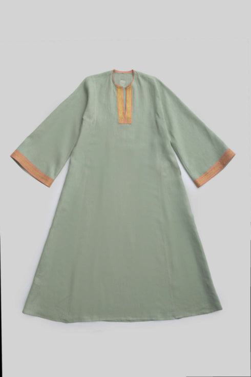 Linen Jellabiya with Contrast Embroidered Trim