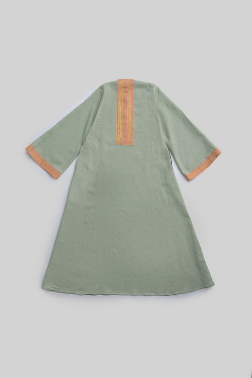 Linen Jellabiya with Contrast Embroidered Trim