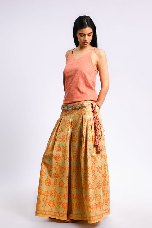 Pearl embellished tassel belt