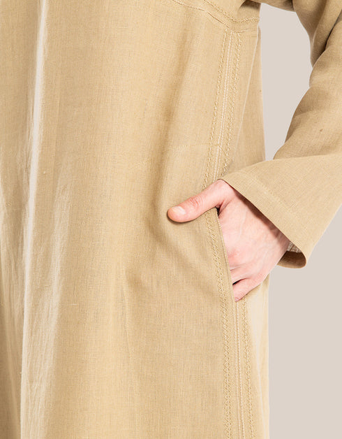 Long line jellabiya with round neckline with slits