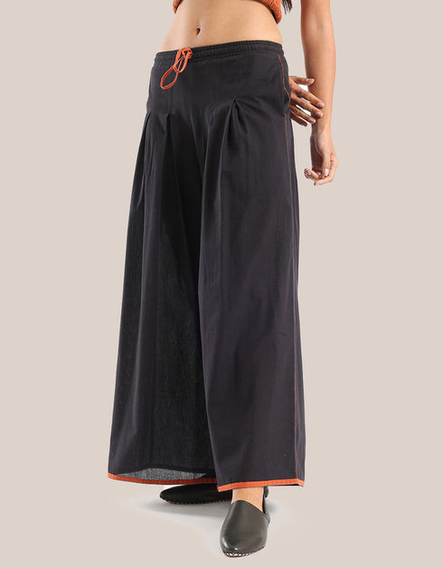 Wide leg pants with pleats on the front and back