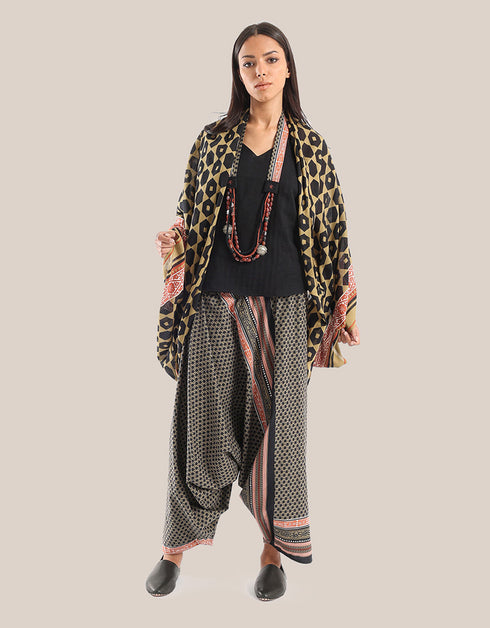 Harem pants with a wide elastic waistband