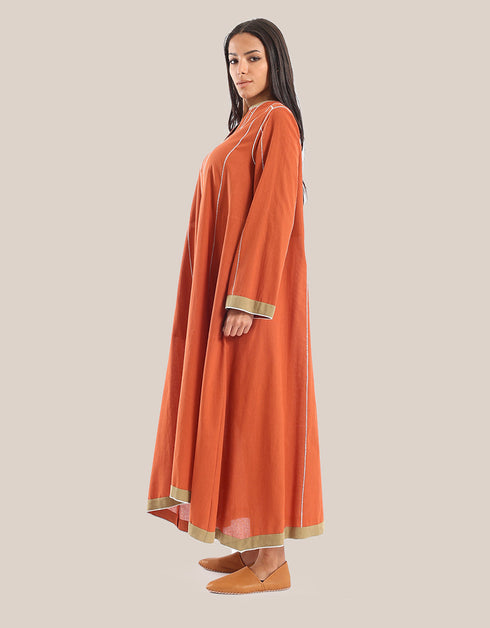 فستان طويل مع hemline غير المتماثلة
