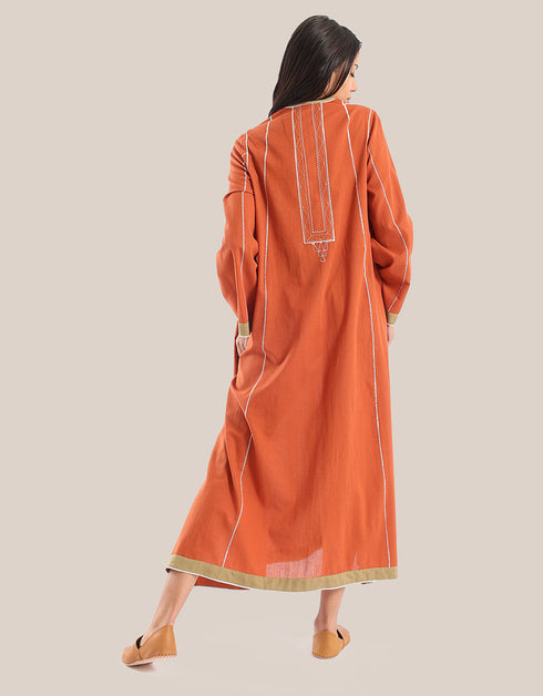 فستان طويل مع hemline غير المتماثلة