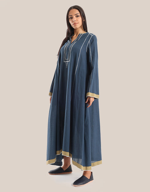 فستان طويل مع hemline غير المتماثلة