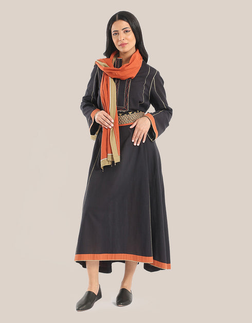 Belt with embroidered and metal accessories