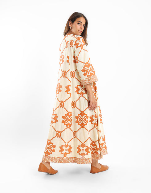 Long dress with A-line with bib