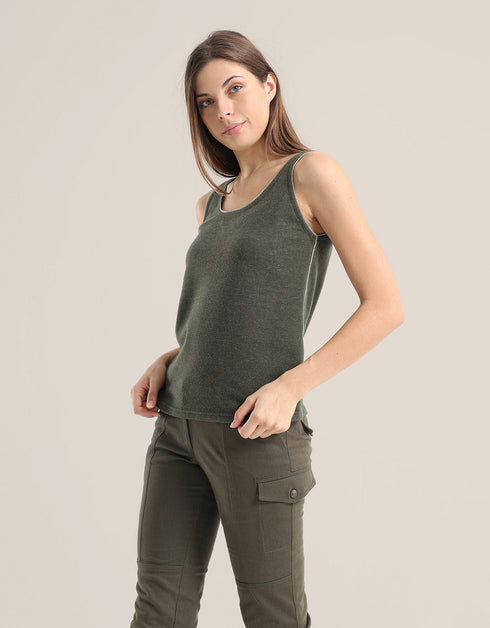 Reversible sleeveless tank top with round neck