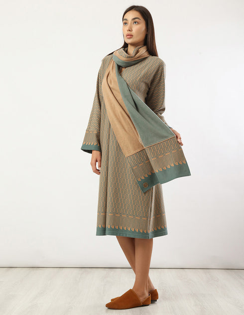 فستان قصير جاكار منقوش