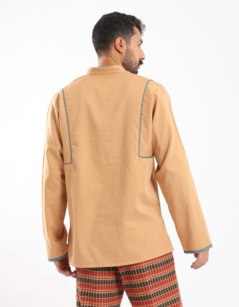 Shirt with contrast color trims