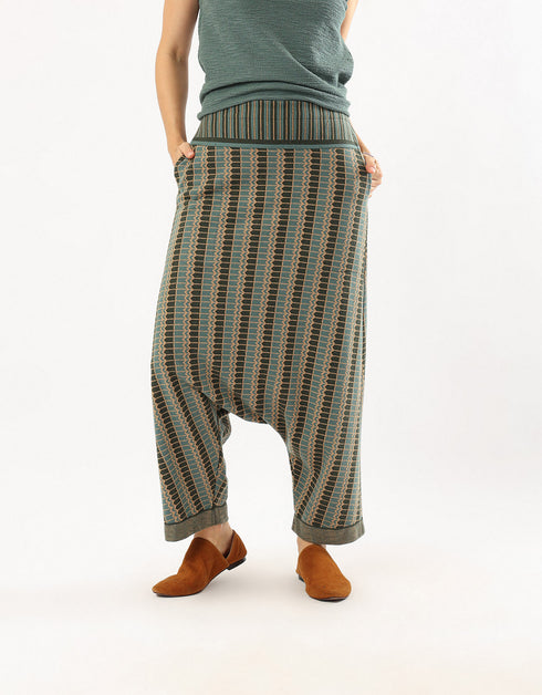 Patterned jacquard pants