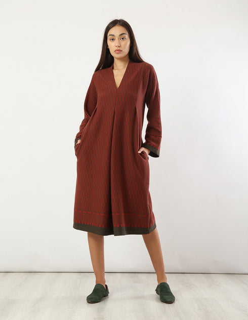 فستان قصير جاكار منقوش