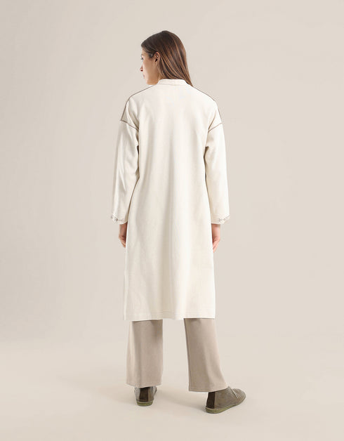 Long sleeves short jacket with embroidery on the front and sleeves