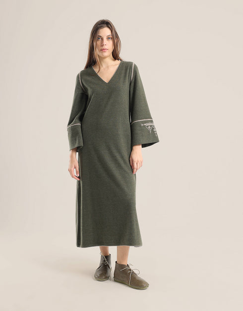 Reversible long aline dress with V neckline and embroidery on sleeves