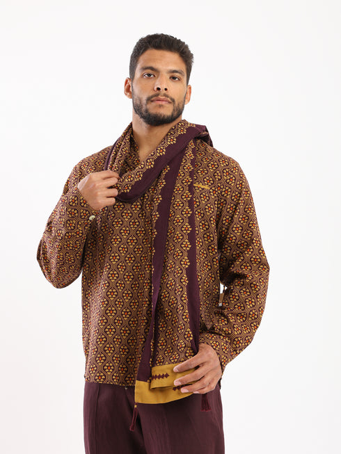 Printed cotton shirt with a single front pocket