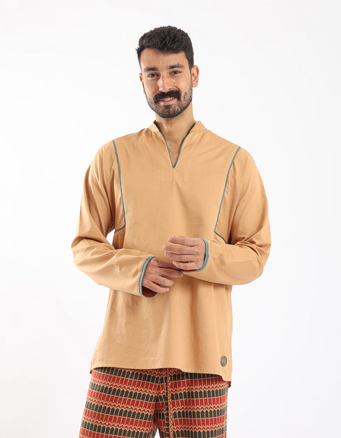 Shirt with contrast color trims