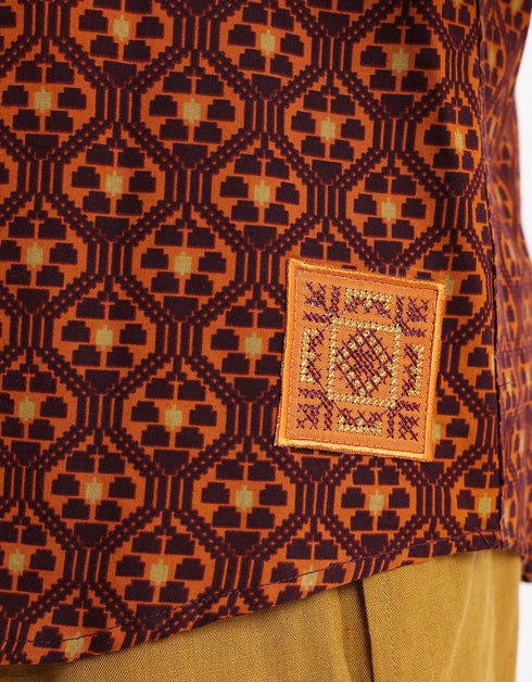 Printed cotton shirt with a single front pocket