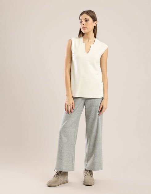 Wide leg pants with elastic on the back