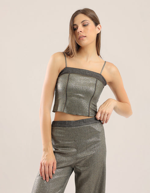 Short bushier with thin adjustable straps