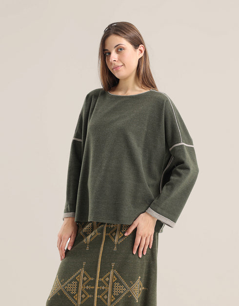 Oversized jacquard sweater with long sleeves
