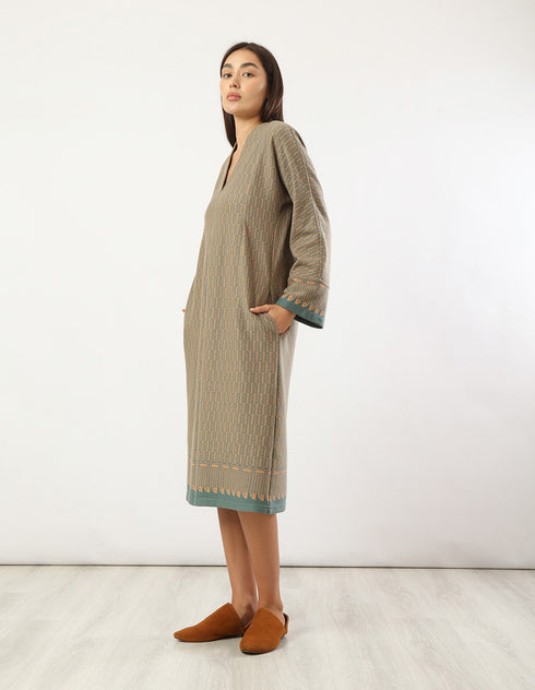 فستان قصير جاكار منقوش