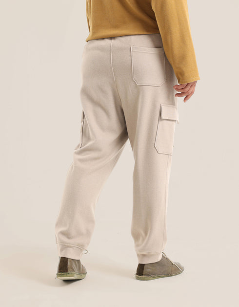 بنطال رياضي مع حزام مطاطي