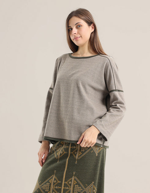 Oversized jacquard sweater with long sleeves