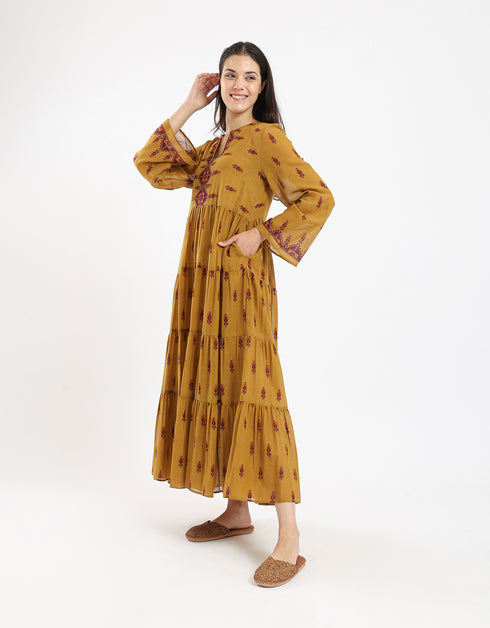 Long tear dress in light printed cotton