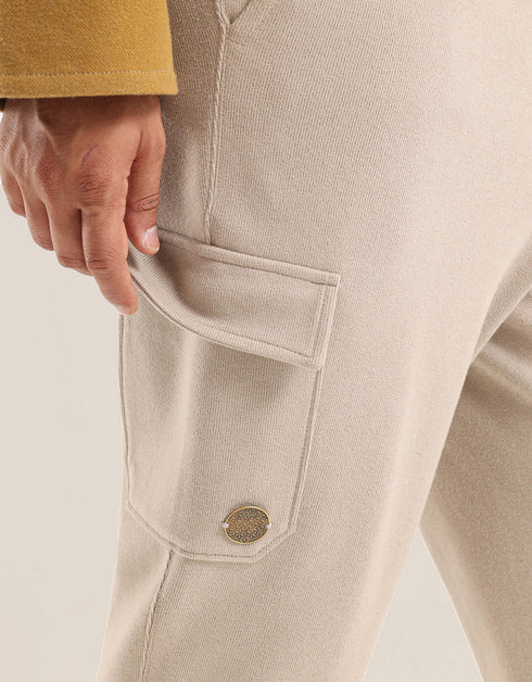 بنطال رياضي مع حزام مطاطي