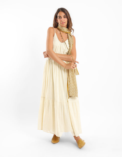 Sleeveless long tear dress