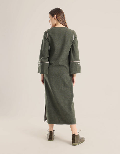 Reversible long aline dress with V neckline and embroidery on sleeves