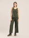 Sleeveless tank top with round neckline