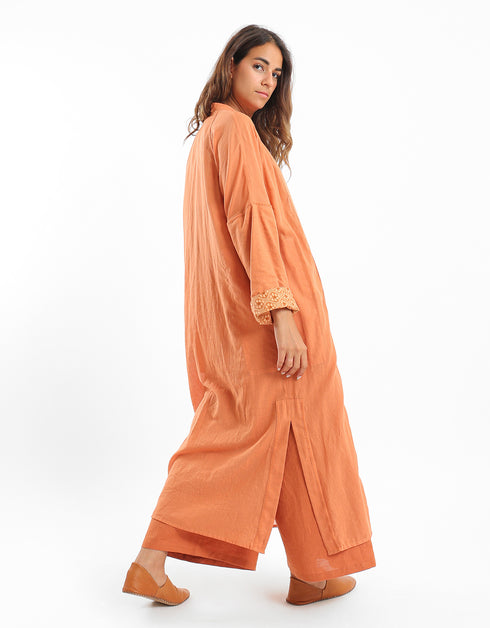 Long coat with a decorative stitch