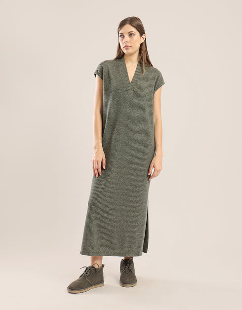 Long V neckline dress with side slits