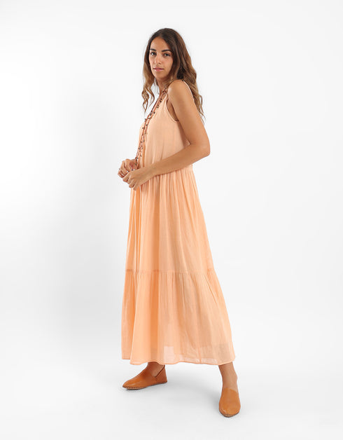 Sleeveless long tear dress