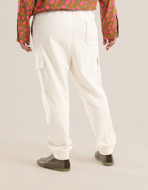 بنطال رياضي مع حزام مطاطي