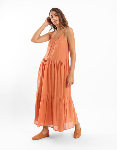 Sleeveless long tear dress