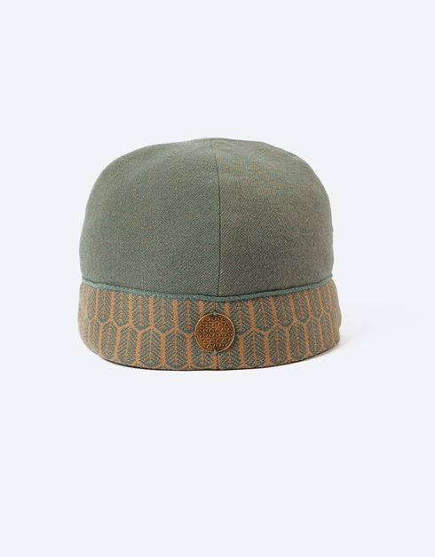 Reversible plain hat