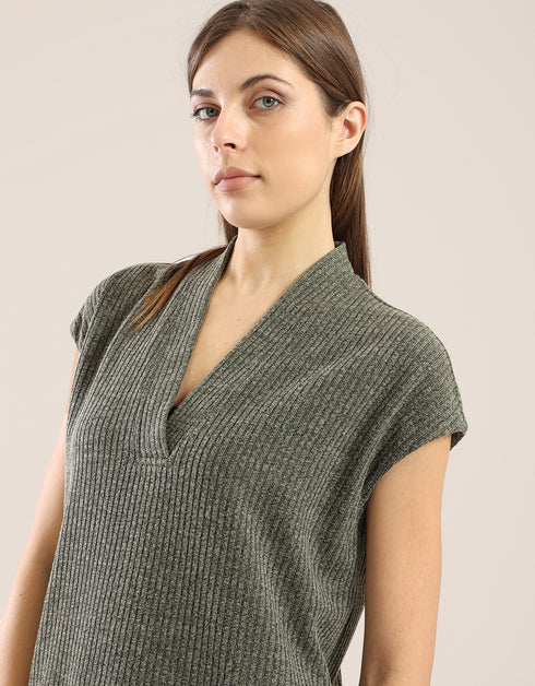 Long V neckline dress with side slits