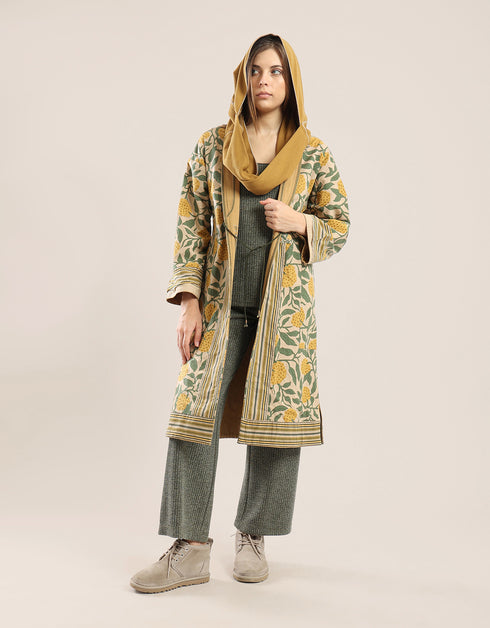 Reversible hooded scarf in 2 coloured jacquard