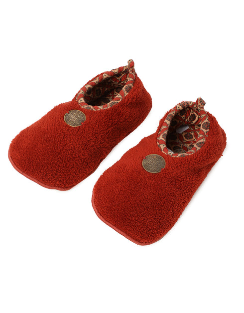 Fur house slippers
