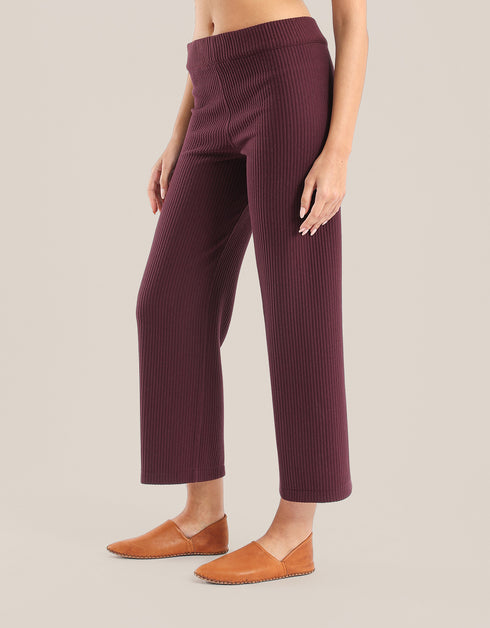 Reversible quilted pants with straight legs