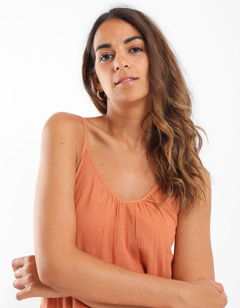 Sleeveless long tear dress